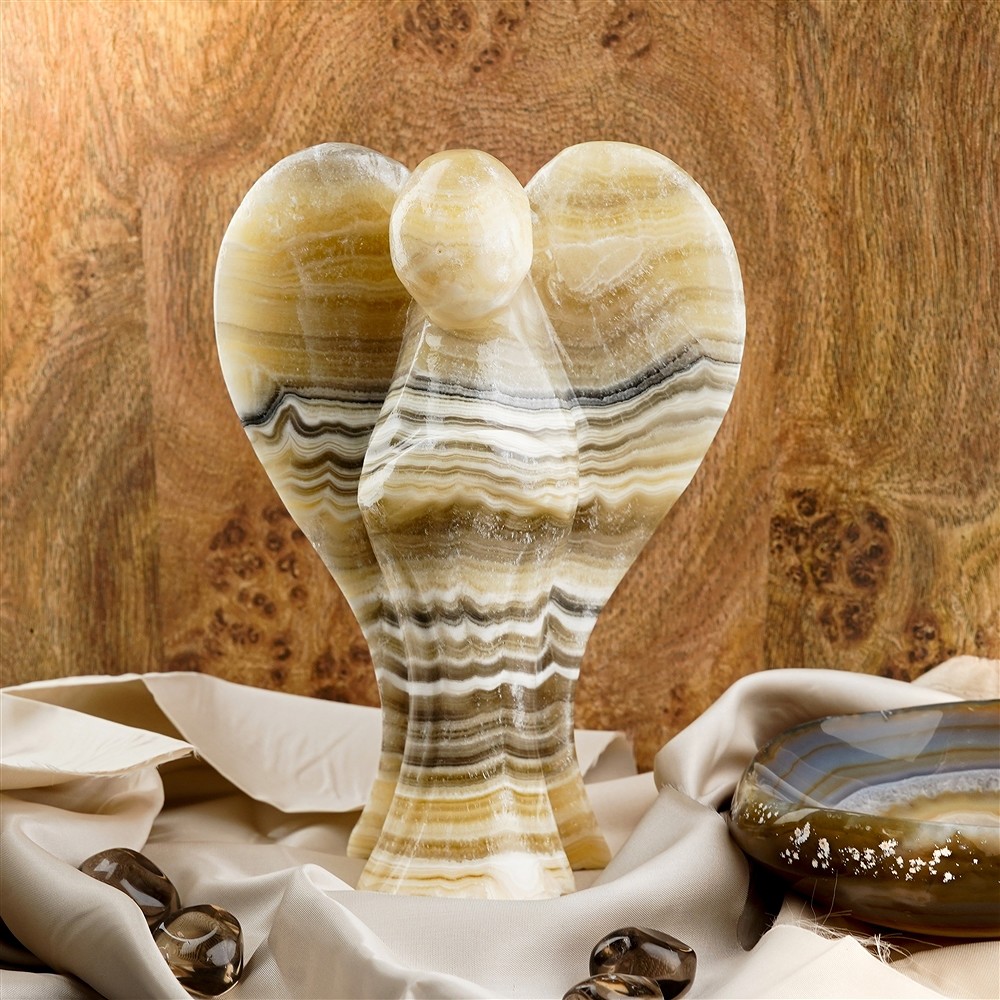 Guardian Angel alabaster calcite banded, 20cm | wholesaler gems & healing stones