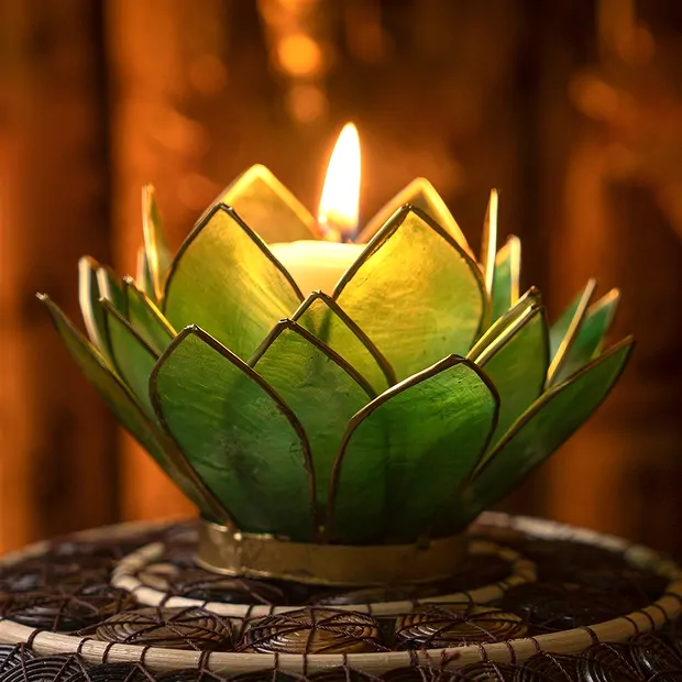 Lotus tea light Capiz shell green | wholesaler gems, healing stones & jewelry