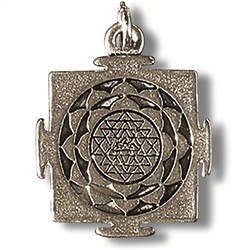 1210003017 Amulette en &#xE9;tain Shri Yantra | Marco Schreier