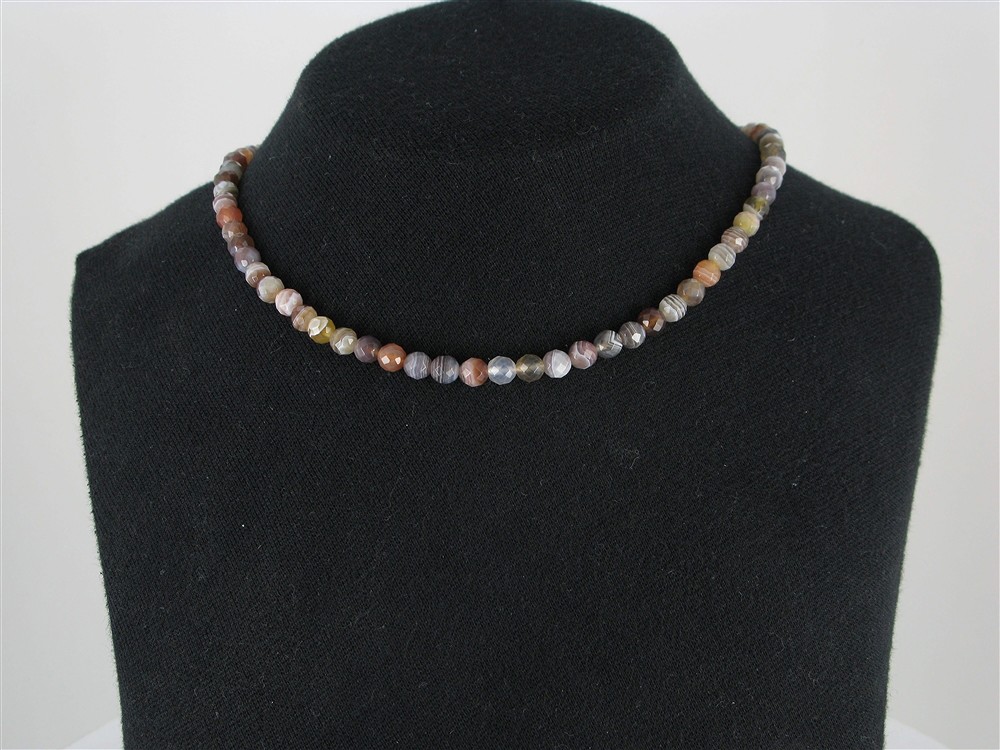 Strang Kugeln, Achat (Botswana), facettiert, 06mm (38cm) | Marco Schreier