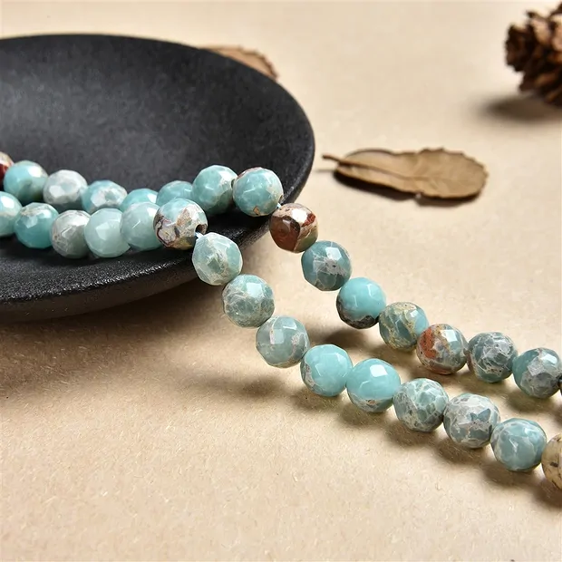 String Beads, Anhydrite in matrix, faceted, 08mm | Marco Schreier