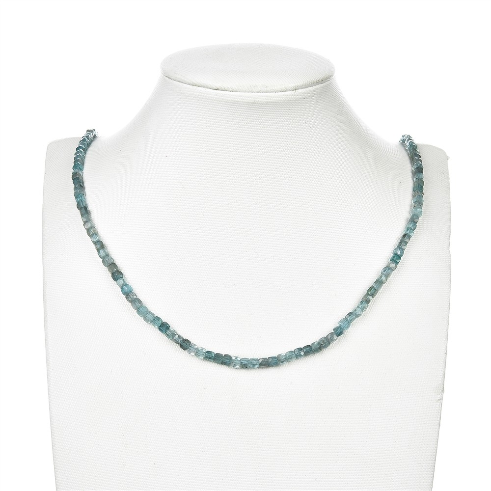 Rang de colliers, apatite claire (stab.), facetté, 04mm (39cm) | Marco Schreier