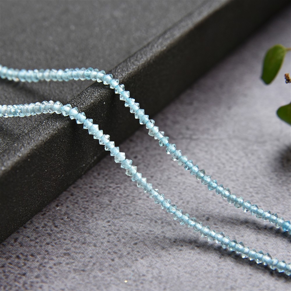 Rang de colliers Boutons/Disques, apatite, facettes, 01 x 02mm | Marco Schreier