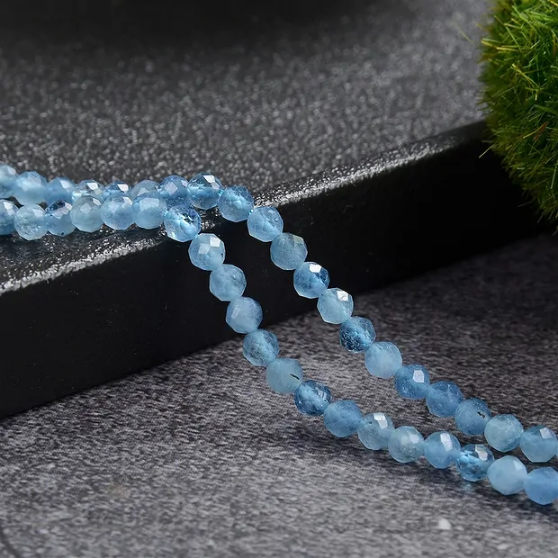 Rang de colliers boules, Aigue-marine (foncée), à facettes, 03mm (39cm) | Marco Schreier