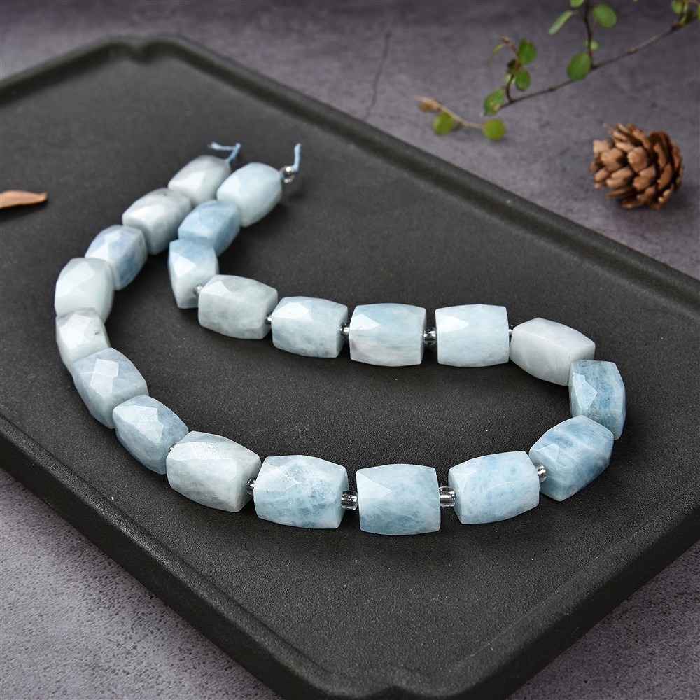 Rang de colliers, aquamarine, &#xE0; facettes, 16 x 11-12mm | Marco Schreier