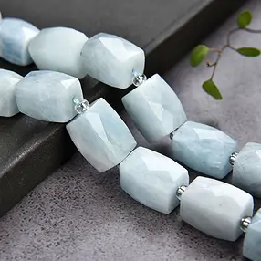 Rang de colliers, aquamarine, à facettes, 16 x 11-12mm | Marco Schreier