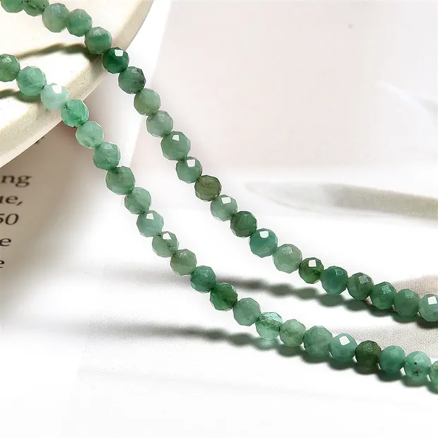 Rang de collier boules, Aventurine (aventurine étoilée), à facettes, 04mm (39cm) | Marco Schreier