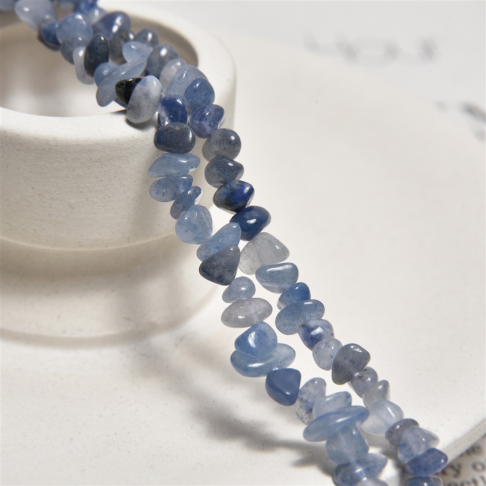 Rang de colliers éclats, quartz bleu, 03 - 05mm (80cm) | Marco Schreier