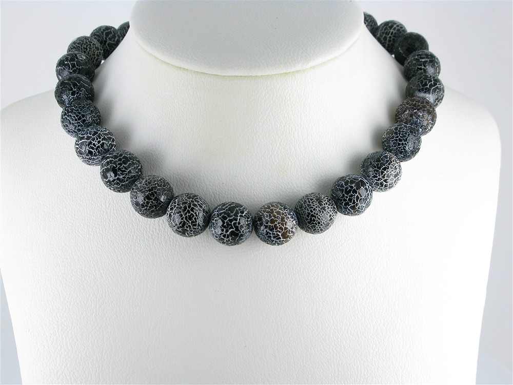 Strang Kugeln, Onyx (gef.), gefurcht, facettiert, 16mm | Marco Schreier