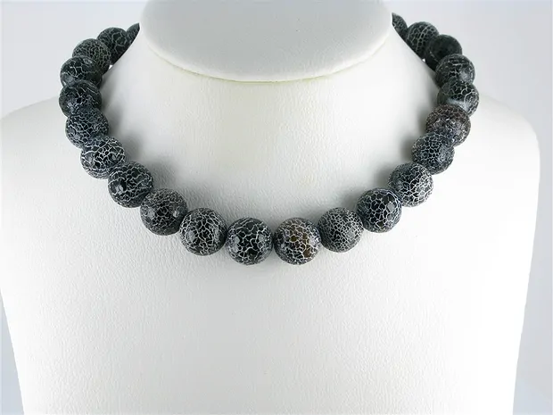 Rang de colliers boules, Onyx (teintée), sillonné, facetté, 16mm | Marco Schreier