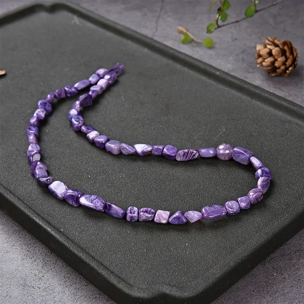 Strand splinter, Charoite, approx. 5-12 x 3-5mm | gems, healing stones & jewelry