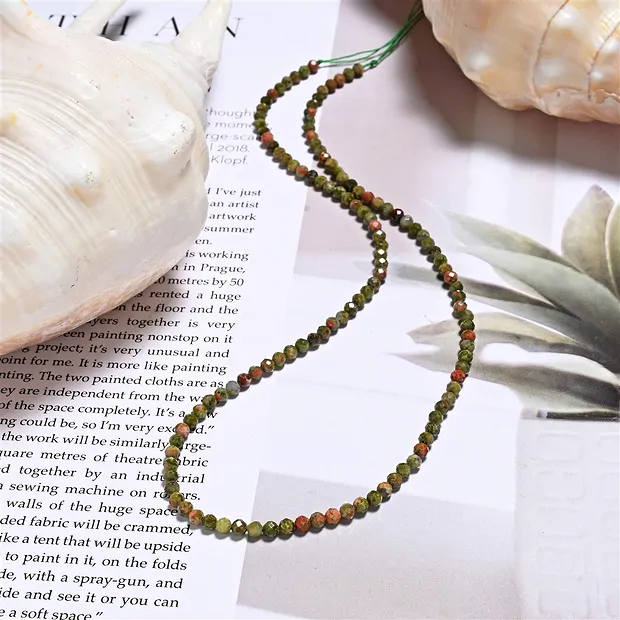 Cuentas de piedras preciosas, Unakita, 03mm. facetada (39cm) | Marco Schreier