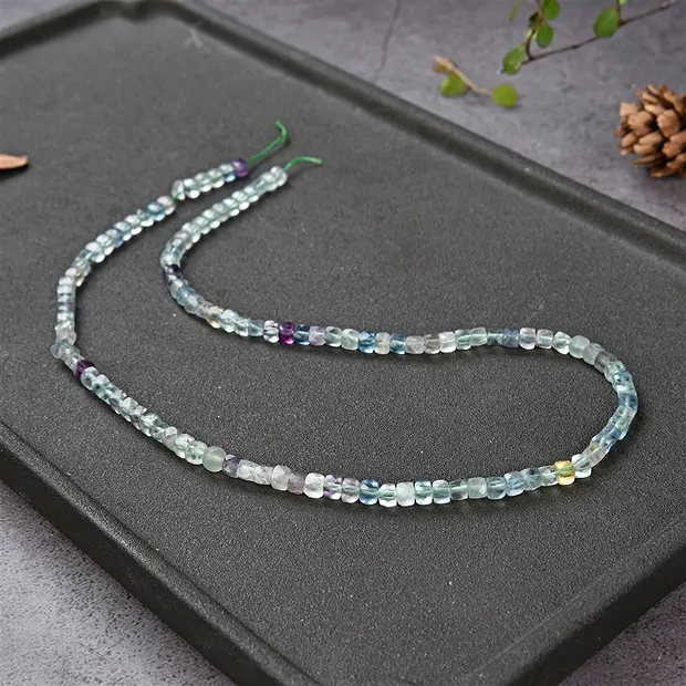 Rang de collier, Fluorite, 04mm, à facettes | Marco Schreier