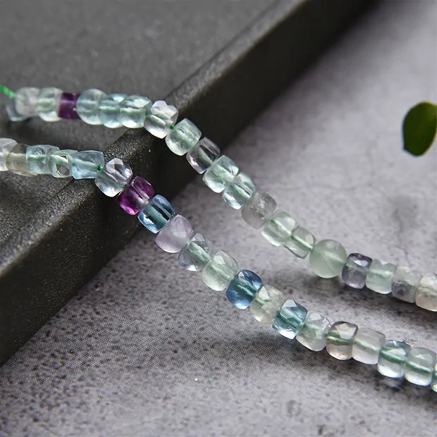 Rang de collier, Fluorite, 04mm, à facettes | Marco Schreier