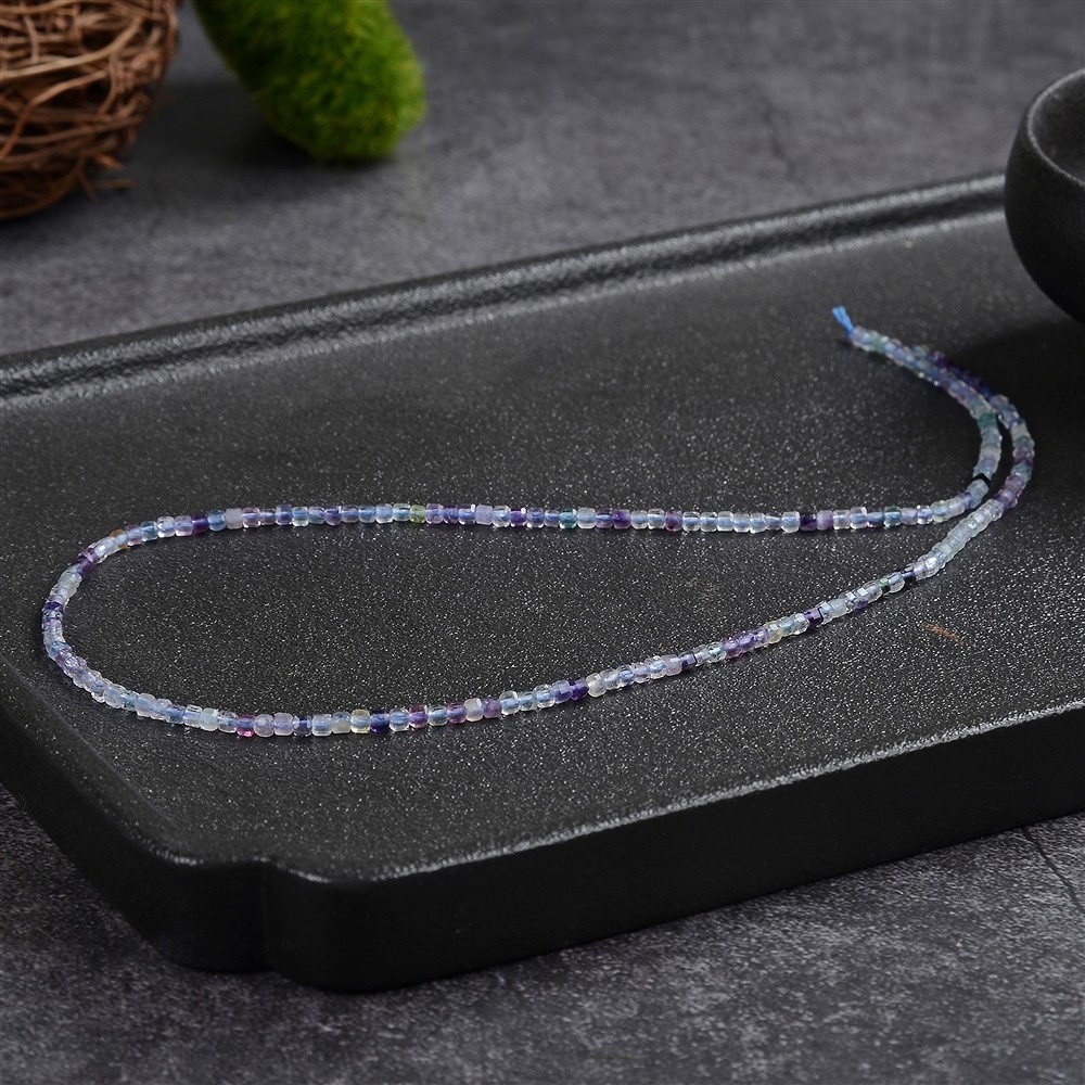 Cubo en filamento, fluorita, facetado, 02 x 02 x 02mm (39cm) | Marco Schreier