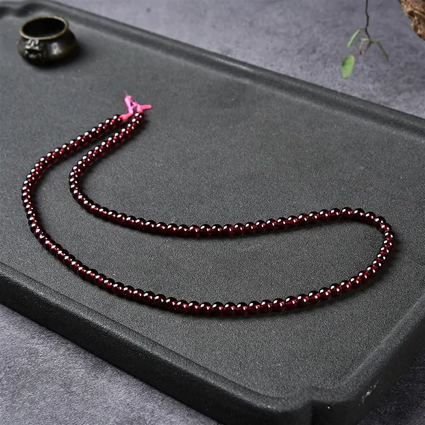 Strang Kugeln, Granat A, 04-05mm | Großhändler Edelsteine, Heilsteine & Schmuck