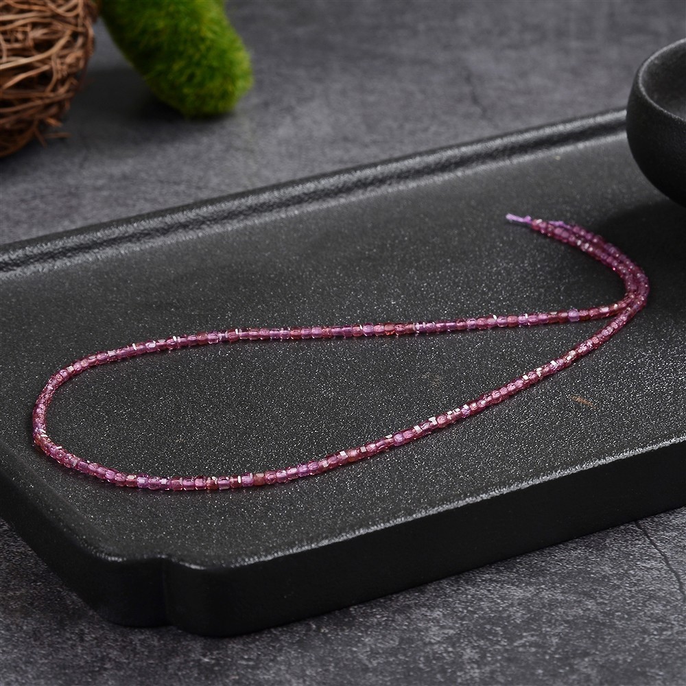 Cubo con fase, granato, sfaccettato, 02 mm (39 cm) | Marco Schreier