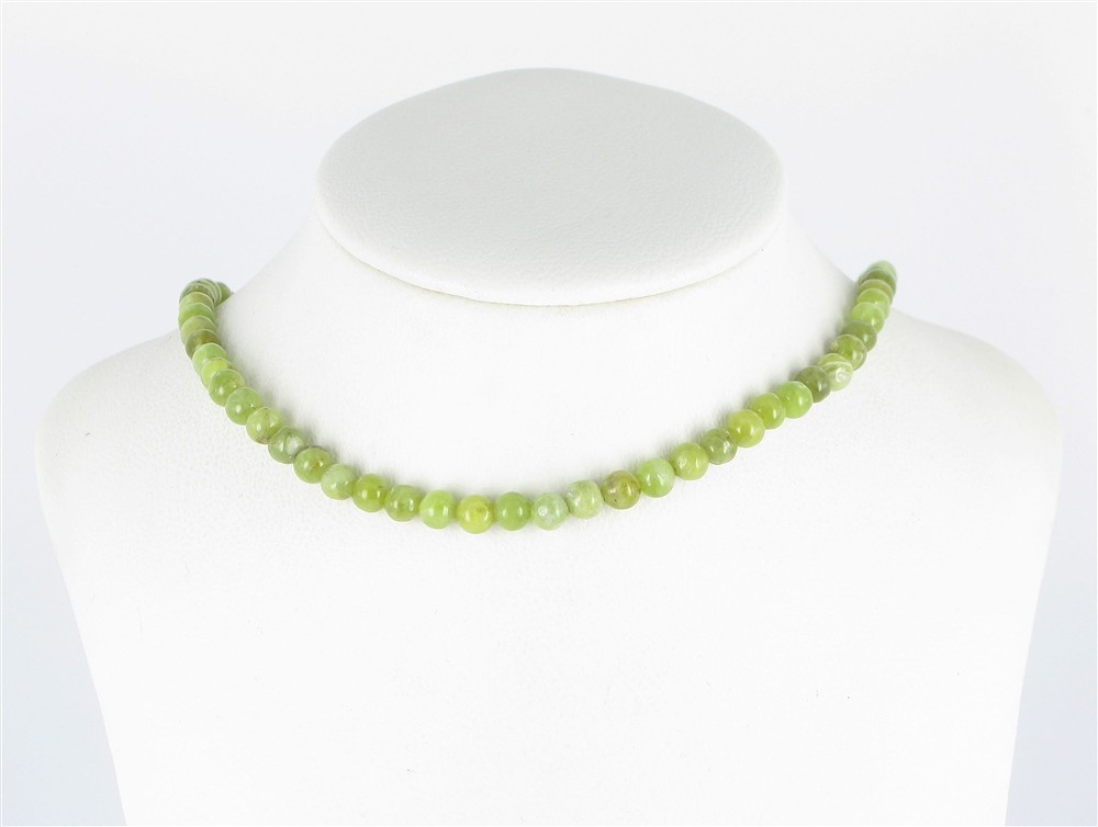 Cuentas preciosas, granate verde (Grossular), 06mm | Marco Schreier