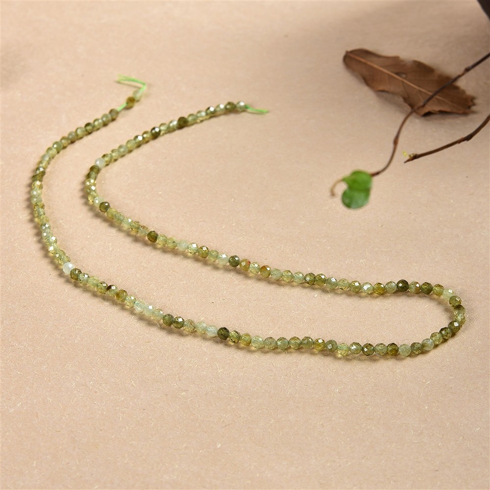 Filo di perline, verde granato (Grossulare), sfaccettato, 04mm (39cm) | Marco Schreier