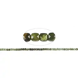 140830208422 Strand cube, garnet green (Grossular), faceted, 04mm | Marco Schreier
