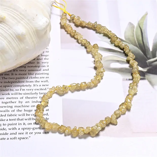 Rang de colliers Nuggets, grenat (jaune), 05 - 06mm (39cm) | Marco Schreier