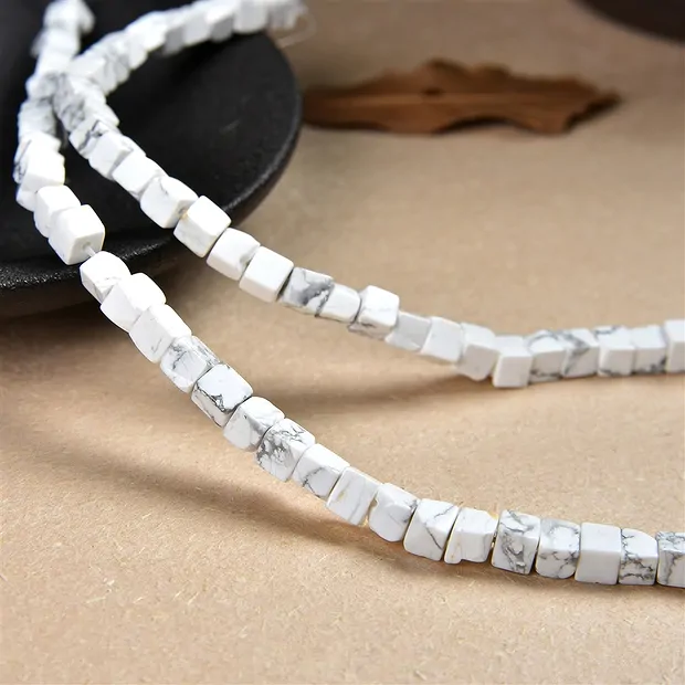 Strand cube, Magnesite, 04mm | wholesale supplier gems, healing stones & jewelry