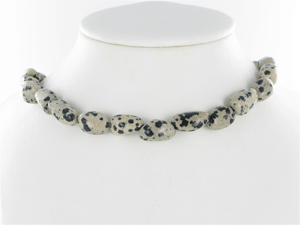 Strand of nuggets, Dalmatian Stone, 12-16 x 10-14mm | Marco Schreier