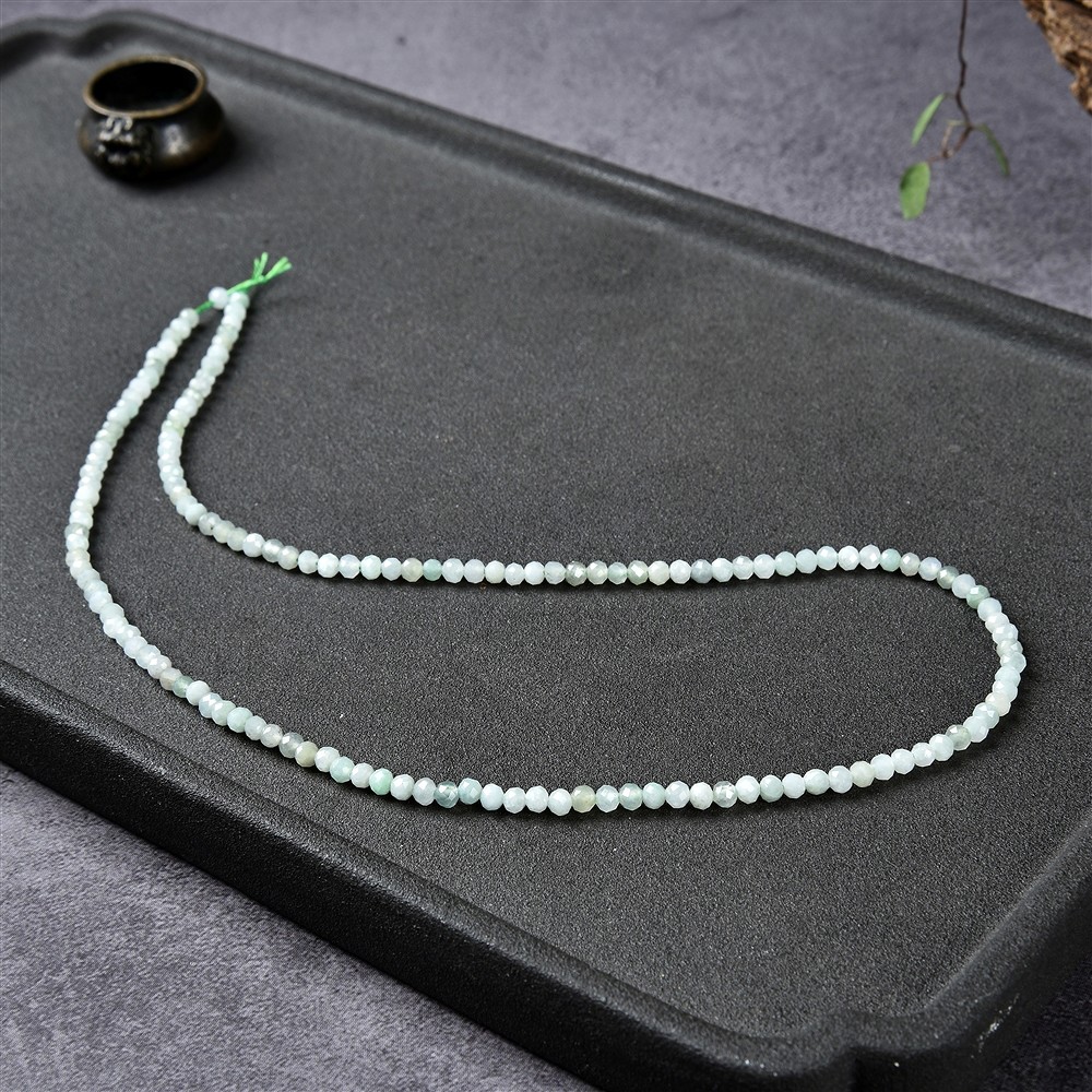 Strang Kugeln, Jadeit (Birma), facettiert, 03mm | Marco Schreier