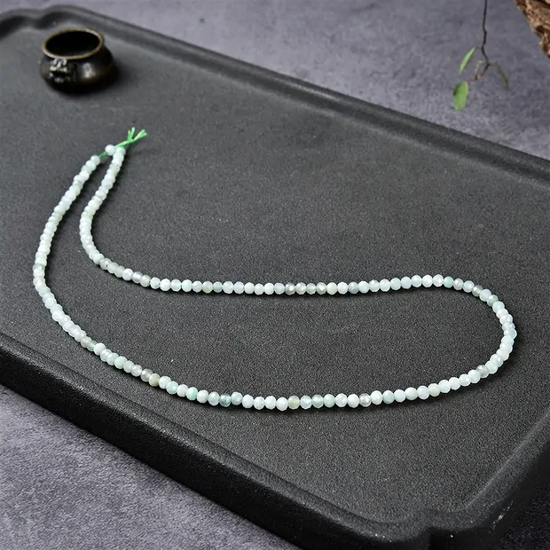 Rang de colliers boules, Jadéite (Birmanie), à facettes, 03mm | Marco Schreier