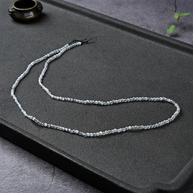 Rang de colliers boules, labradorite (vaporisée), facetté, 02mm | Marco Schreier