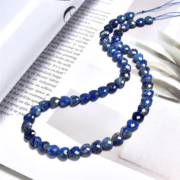 Heart strand, Lapis Lazuli, 08mm, faceted (39cm) | Marco Schreier