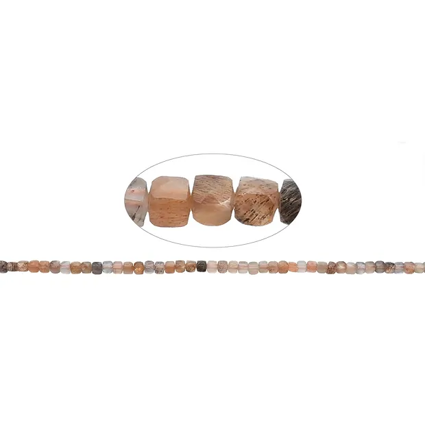 Strang Würfel, Mondstein (bunt), facettiert, 04 x 04mm | Marco Schreier