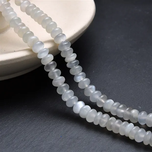 Collar de botones, Piedra de luna (blanca), 04 x 06mm | Marco Schreier