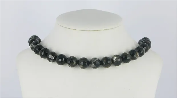 String Beads, Muscovite mica (stab.), faceted, 12mm | Marco Schreier