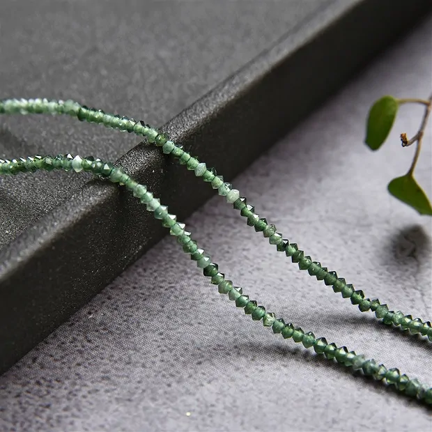 Rang de collier Bouton/Disque, Néphrite, facetté, 01 x 02mm | Marco Schreier