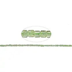 141210210221 Strang Würfel, Peridot, facettiert, 02 x 02 x 02mm (39cm) | Marco Schreier