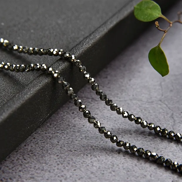 Strang Kugeln, Pyrit, facettiert, 02mm | Edelsteine, Heilsteine & Schmuck-Handel