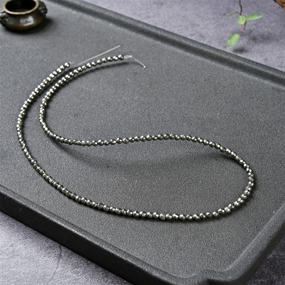 Strang Kugeln, Pyrit, facettiert, 03mm | Edelsteine, Heilsteine & Schmuck-Handel