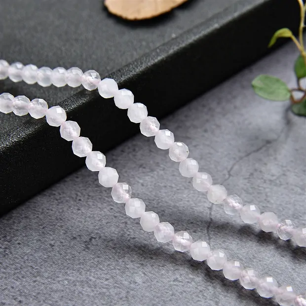 Rang de colliers boules, Quartz rose, à facettes, 03mm (39cm) | Marco Schreier