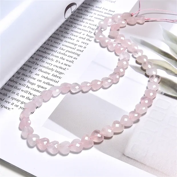 Heart strand, Rose Quartz, 08mm, faceted (39cm) | gems, healing stones & jewelry