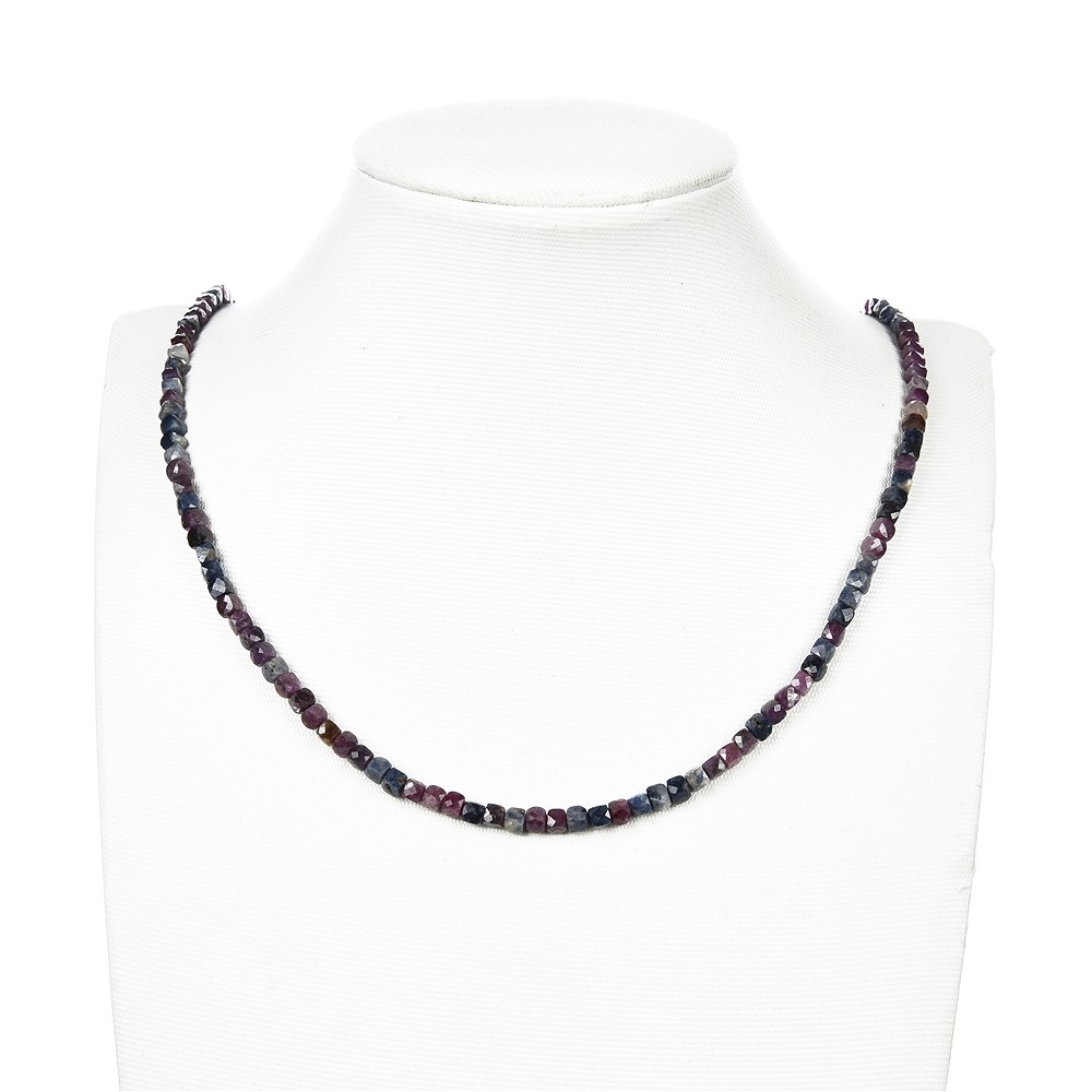 Strang Würfel, Rubin/Saphir, facettiert, 04mm (39cm) | Marco Schreier