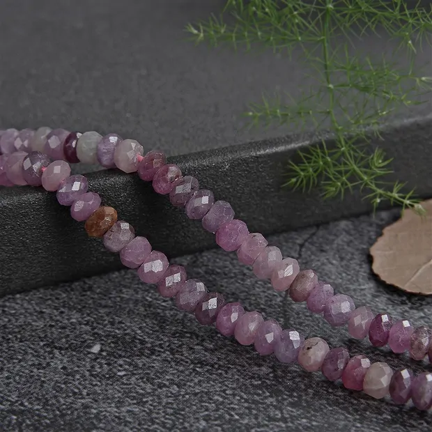 Button strand, faceted Ruby, 02 x 04mm (39cm) | wholesaler gems & healing stones