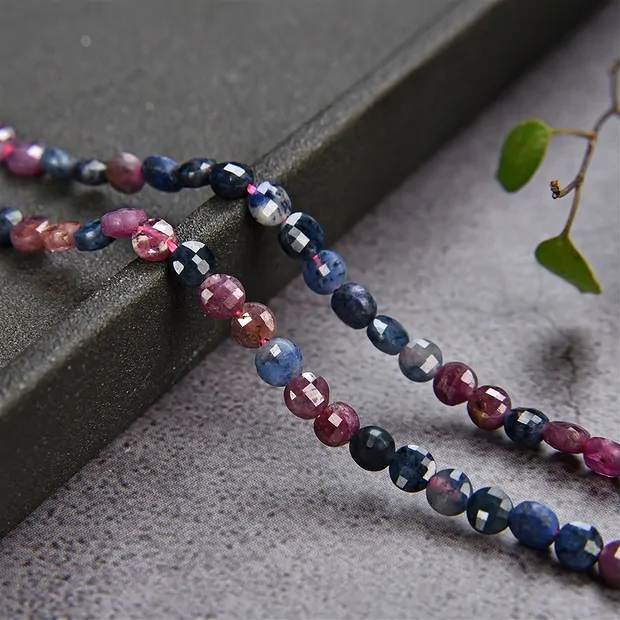 Strand Disc/Coin, Ruby/Sapphire, faceted, 04mm (39cm) | Marco Schreier