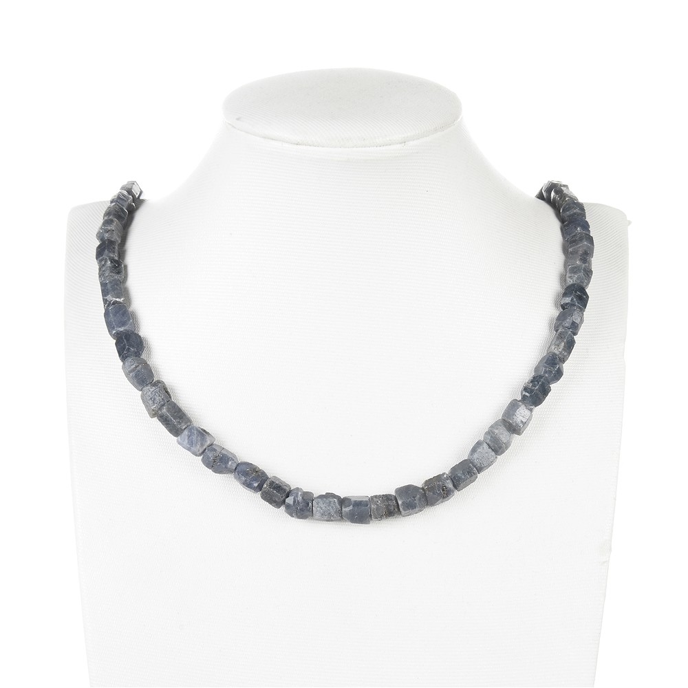 Rang de colliers de pierres brutes, Saphir, 04-05 x 06-08mm | Marco Schreier