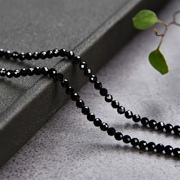 String Beads, Tourmaline (stab.), faceted, 02mm (39cm) | Marco Schreier