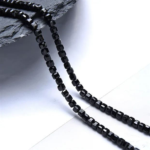 Rang de colliers, Schorl (stab.), à facettes, 03mm | Marco Schreier