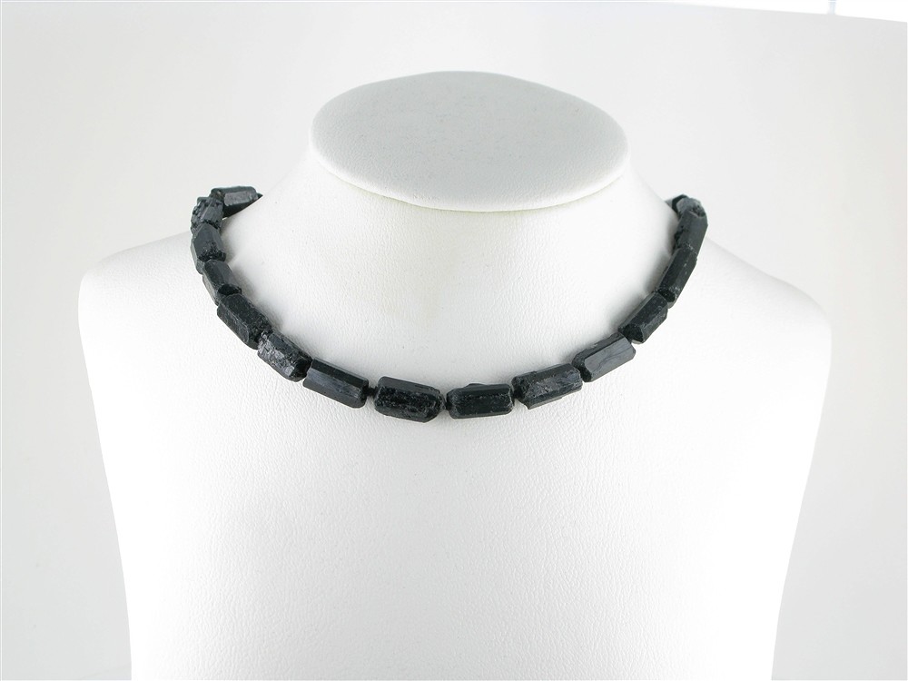 cristales en filamentos, Turmalina negra (estabilizado), 12-20 x 08mm | Marco Schreier