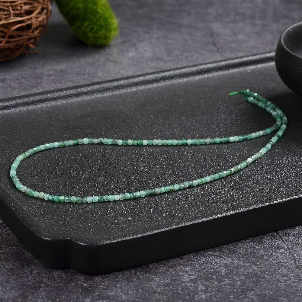 Rang de colliers, Smargad, à facettes, 02 x 02 x 02mm (39cm) | Marco Schreier