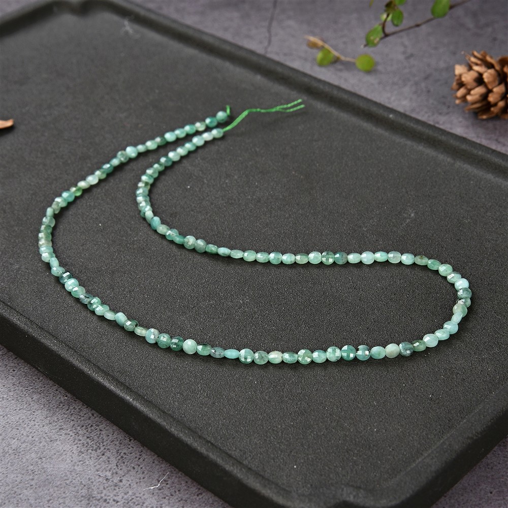 Strand slice/coin, emerald, faceted, 04mm (39cm) | Marco Schreier