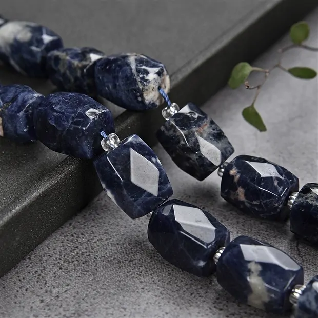 Rectangular strand, Sodalite, faceted, 15 x 11-12mm | Marco Schreier